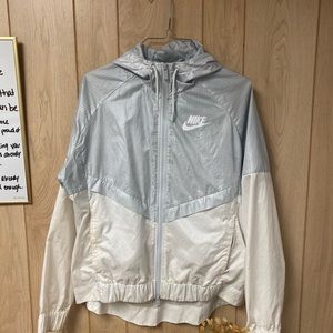 Nike windbreaker